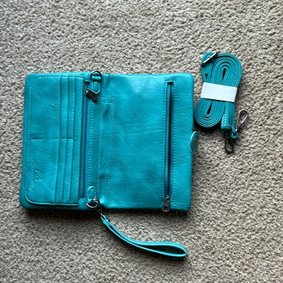 American Bling Crossbody wallet - Picture 4 of 6